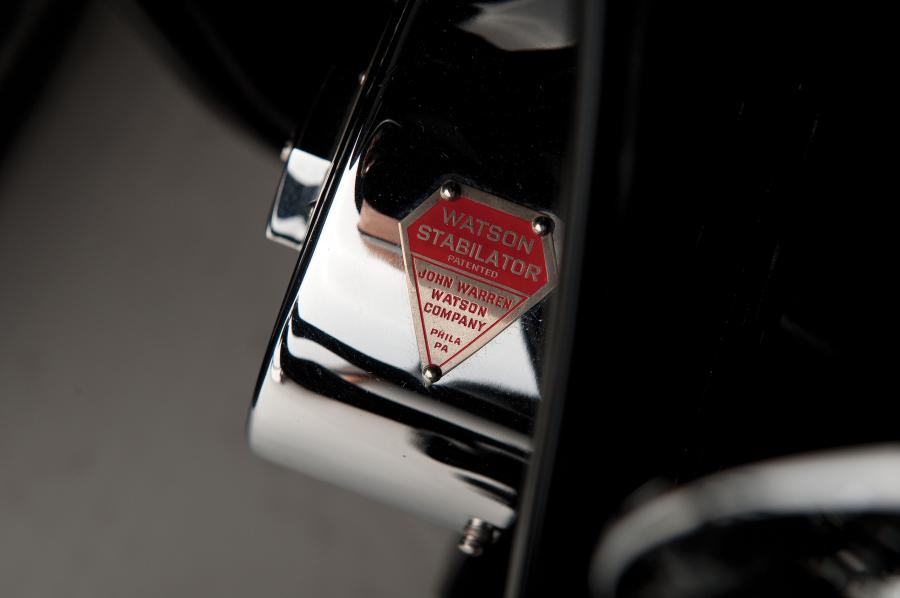 Детали экстерьера Duesenberg SJ528/2551 Riviera Phaeton SWB by Brunn 1933 года  (фото 23 из 49)